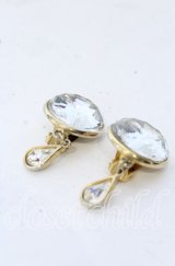 INGEBORG / ビジュー使いイヤリング  ゴールド O-25-09-30-1074-LO-AC-OW-ZT170