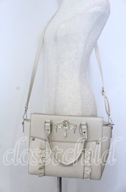 画像2: axes femme POETIQUE / ロココビジュー金具バッグ  ベージュ O-25-09-30-1002-AX-BG-OW-OS