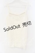 axes femme / フラワーレース配色キャミソール  アイボリー O-25-09-30-098-AX-TO-IG-OS