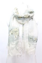 axes femme / ブーケ柄ストール 70×180ｃｍ 生成り×グリーン O-25-10-04-1020-AX-ZA-IG-ZT433