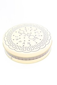 Q-pot. / クッキー缶  ベージュ O-25-10-04-1040-QP-ZA-OW-ZT-K025