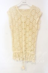 WONDERFUL WORLD / パッチワークかぎ編みベスト  アイボリー O-25-10-06-055-LO-TO-IG-ZT357