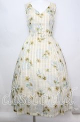 axes femme POETIQUE / ヒマワリレースロングワンピース  イエロー O-25-10-11-1013-AX-OP-IG-ZT507