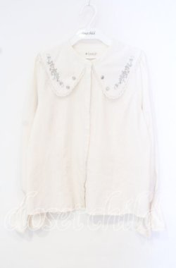 画像1: axes femme / ローズ刺繍ビッグカラーブラウス F アイボリー O-25-10-11-071-AX-BL-OW-OS