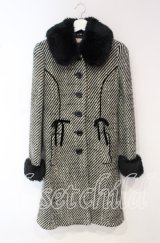 Emily Temple cute / ベロアリボンファー付きコート  クロ×オフ O-25-10-18-037-ET-CO-IG-ZT-C010