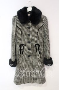 Emily Temple cute / ベロアリボンファー付きコート  クロ×オフ O-25-10-18-037-ET-CO-IG-ZT-C010