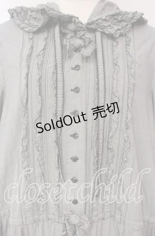 画像2: PINK HOUSE / ギンガムチェックフードワンピース【お直しあり】  クロ O-25-10-18-074-LO-OP-IG-OS (2)