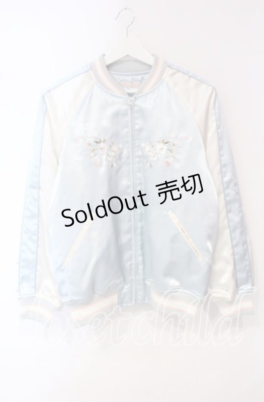 画像1: PINK HOUSE / 桜Teddy刺繍使いサテンブルゾン  サックス O-25-10-18-080-LO-JA-OW-OS (1)