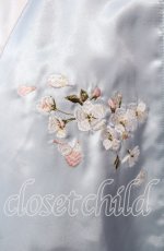 画像2: PINK HOUSE / 桜Teddy刺繍使いサテンブルゾン  サックス O-25-10-18-080-LO-JA-OW-OS (2)