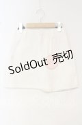 Katie / CASUALTIES mini skirt　スカート XS シロ O-25-10-18-021-LO-SK-OW-ZT261