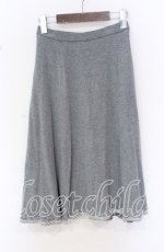 画像1: 【SALE】TOMATSU / スパンコールフラワーニットスカート 38 グレー O-25-10-19-050-LO-SK-IG-ZT224 (1)