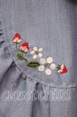 画像2: Secret Honey / イチゴ刺繍ワンピース  ブルー O-25-10-21-071-CA-OP-IG-OS