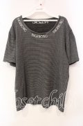 INGEBORG / ロゴ刺繍ボーダーTシャツ  クロ O-25-10-21-111-LO-TS-OW-OS