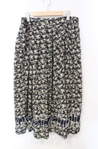 KETTY / 小薔薇柄ロングスカート LL クロ×ネイビー O-25-10-21-018-EL-SK-IG-ZT49