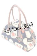 【SALE】Jane Marple / ストロベリーラベルのボストンバッグ  ネイビーｘブラウン O-25-10-23-1004-JM-BG-YM-ZT-K026