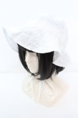 画像1: 【SALE】Candy Stripper / LACY BUCKET HAT  ホワイト O-25-10-23-1010-PU-AC-OW-ZTK011 (1)