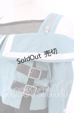 画像2: IRO+IRO / クール&ガーリーに*ギミッックジップオフショルワンピース  クロ×グリーン O-25-10-23-092-LO-OP-IG-OS