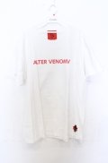 ALTER VENOMV / BAD or MAD Tシャツ  ホワイト O-25-10-24-041-LO-TS-YM-OS