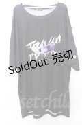 TRAVAS TOKYO / 昇華転写プリント Tシャツ  ブラック O-25-10-24-042-PU-TS-YM-OS
