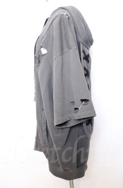 画像2: REFLEM / チェーン付きブロークンうさ耳半袖ジップアップパーカー  グレー O-25-10-24-045-PU-TO-YM-OS