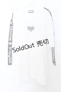 BACKSTAGE PASS / D-T'S(ディー－ティーズ)ロゴテープビッグシルエット F ホワイト O-25-10-24-031-PU-TS-YM-ZS