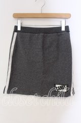 Candy Stripper / ロゴワッペンスウェットスカート  グレー×ホワイト O-25-10-25-023-PU-SK-IG-ZT357