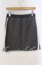 画像3: 【SALE】Candy Stripper / ロゴワッペンスウェットスカート  グレー×ホワイト O-25-10-25-023-PU-SK-IG-ZT357 (3)