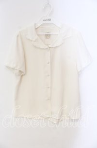 F＆A / スカラップカットワーク開衿ブラウス  アイボリー O-25-10-25-065-LO-BL-IG-ZT127