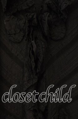 画像2: PINK HOUSE / タックフリル透かしベスト【お直しあり】  クロ O-25-10-28-065-LO-TO-IG-OS