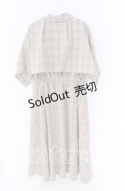 画像3: axes femme POETIQUE / イレヘムケープシャツ風ワンピース  グレー O-25-10-29-083-AX-OP-IG-OS