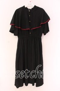 axes femme / パイピングケープワンピース  クロ O-25-10-29-089-AX-OP-IG-ZT507