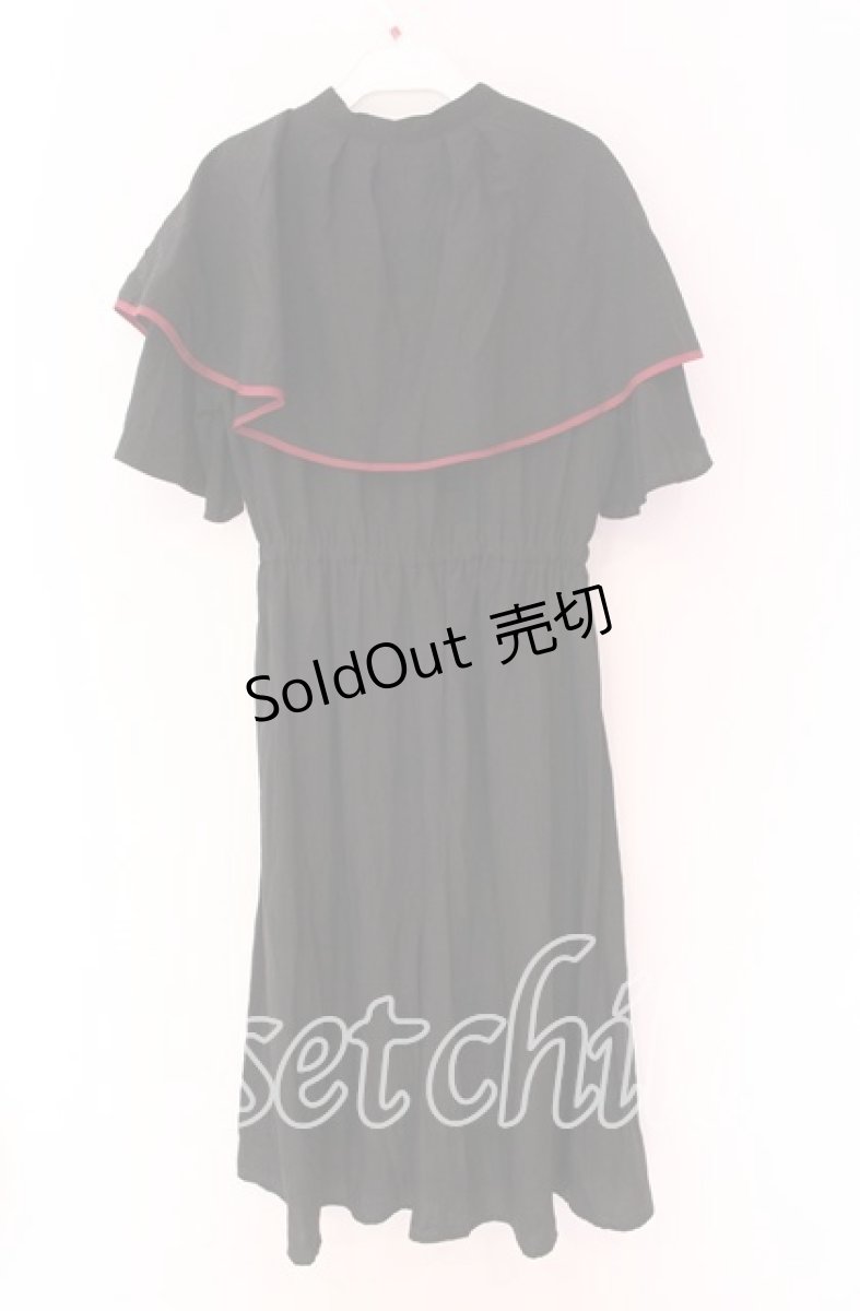 画像3: 【SALE】axes femme / パイピングケープワンピース  クロ O-25-10-29-089-AX-OP-IG-ZT507 (3)