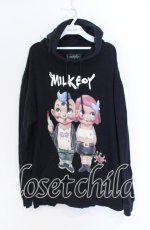 画像1: 【SALE】MILKBOY / SICK COUPLE HOODIES フーディ  ブラック O-25-10-29-011-MB-TO-IG-ZT514 (1)