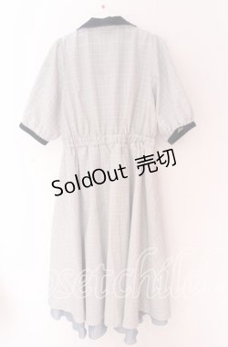 画像3: axes femme POETIQUE / ダブル釦フィッシュテールワンピース  グレー×ネイビー O-25-10-29-092-AX-OP-IG-OS