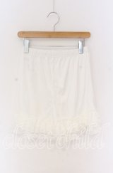 axes femme / 裾レースデザインペチパンツ F シロ O-25-10-29-134-AX-PA-OW-ZT131