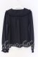画像3: axes femme POETIQUE / バブーシュカ付ウサギ刺繍ブラウス M ネイビー O-25-10-29-014-AX-BL-OW-OS (3)