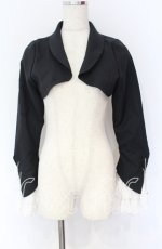 画像1: MARBLE / エンブレムチェーン付き姫袖ショートジャケット  ブラック×ホワイト O-25-10-29-023-GO-JA-IG-OS (1)