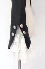 画像3: MARBLE / エンブレムチェーン付き姫袖ショートジャケット  ブラック×ホワイト O-25-10-29-023-GO-JA-IG-OS (3)