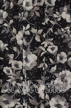 画像2: PINK HOUSE / 花柄プリーツ巻きスカート  クロ O-25-10-30-028-LO-SK-OW-OS