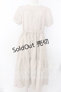 axes femme POETIQUE / ティアードロングワンピース  アイボリー O-25-10-30-1065-AX-OP-IG-OS