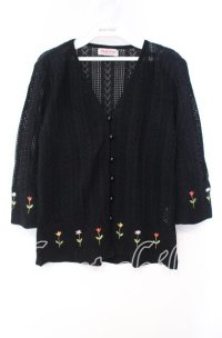 TOMATSU / フラワー刺繍透かしカーディガン  クロ O-25-10-31-043-LO-TO-IG-ZT070