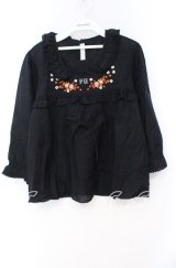 PINK HOUSE / いちご刺繍プルブラウス  クロ O-25-10-31-079-LO-BL-IG-ZT104