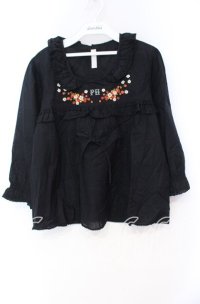 PINK HOUSE / いちご刺繍プルブラウス  クロ O-25-10-31-079-LO-BL-IG-ZT104