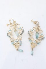 axes femme POETIQUE / アラビアンイヤリング  ゴールド O-25-10-31-2081-AX-AC-OW-OS