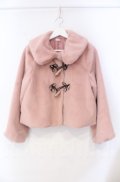 axes femme POETIQUE / リボントグル釦ファーコート  ピンク O-25-10-31-3001-AX-CO-IG-OS