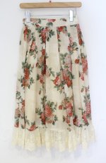 画像1: 【SALE】axes femme / ラフィネローズ柄タックスカート  生成り O-25-10-31-3047-AX-SK-IG-ZT112 (1)