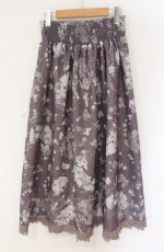 画像2: 【SALE】axes femme / ローズリース柄スカート  パープル系 O-25-10-31-3048-AX-SK-IG-ZT102 (2)