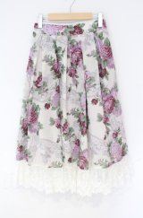 axes femme / ラフィネローズ柄タックスカート  アイボリー O-25-10-31-3055-AX-SK-IG-ZT102