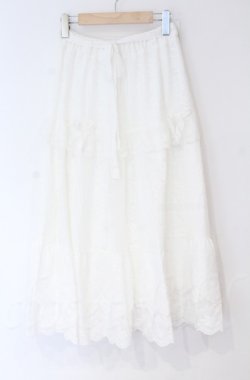 画像1: axes femme / ティアードコットンレーススカート  シロ O-25-10-31-3056-AX-CO-IG-OS