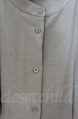 画像2: axes femme / ノーカラーシャツワンピース  カーキベージュ O-25-10-31-3006-AX-OP-IG-OS